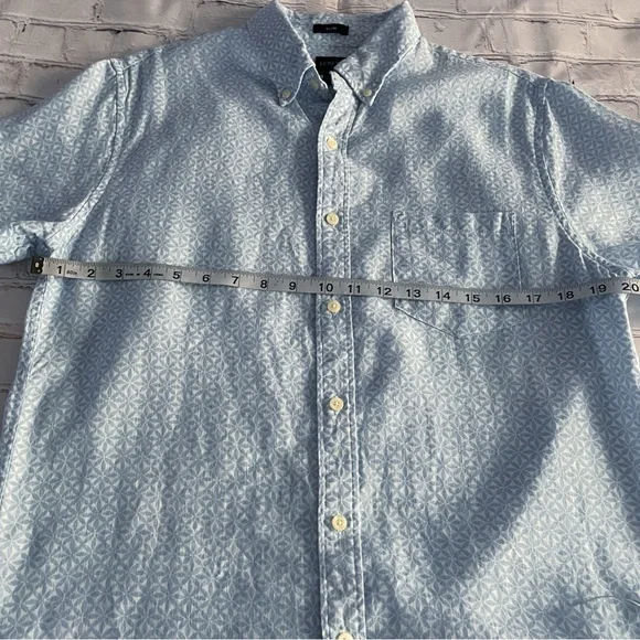J.Crew Light Blue Geometric Button Down Short Sleeve Linen Slim Men’s Shirt M - Picture 6 of 10